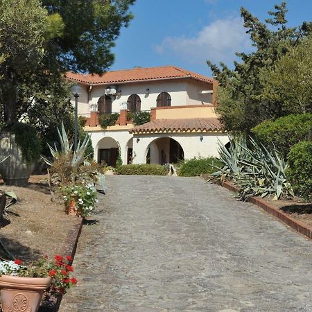 Villa Desideria B&B Capitana Buitenkant foto
