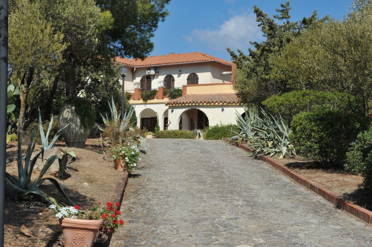 Villa Desideria B&B Capitana Buitenkant foto